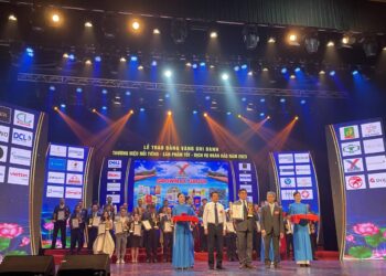 GrowMax 3 năm liền đạt “Top 10 Hàng Việt tốt vì quyền lợi người tiêu dùng”